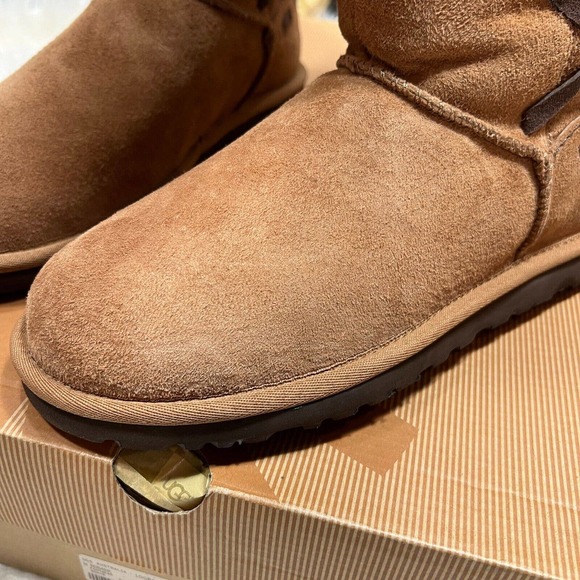UGG ROSANA BOOTS CHESTNUT TALL W/ FUR SIZE 6 - Picture 2 of 10